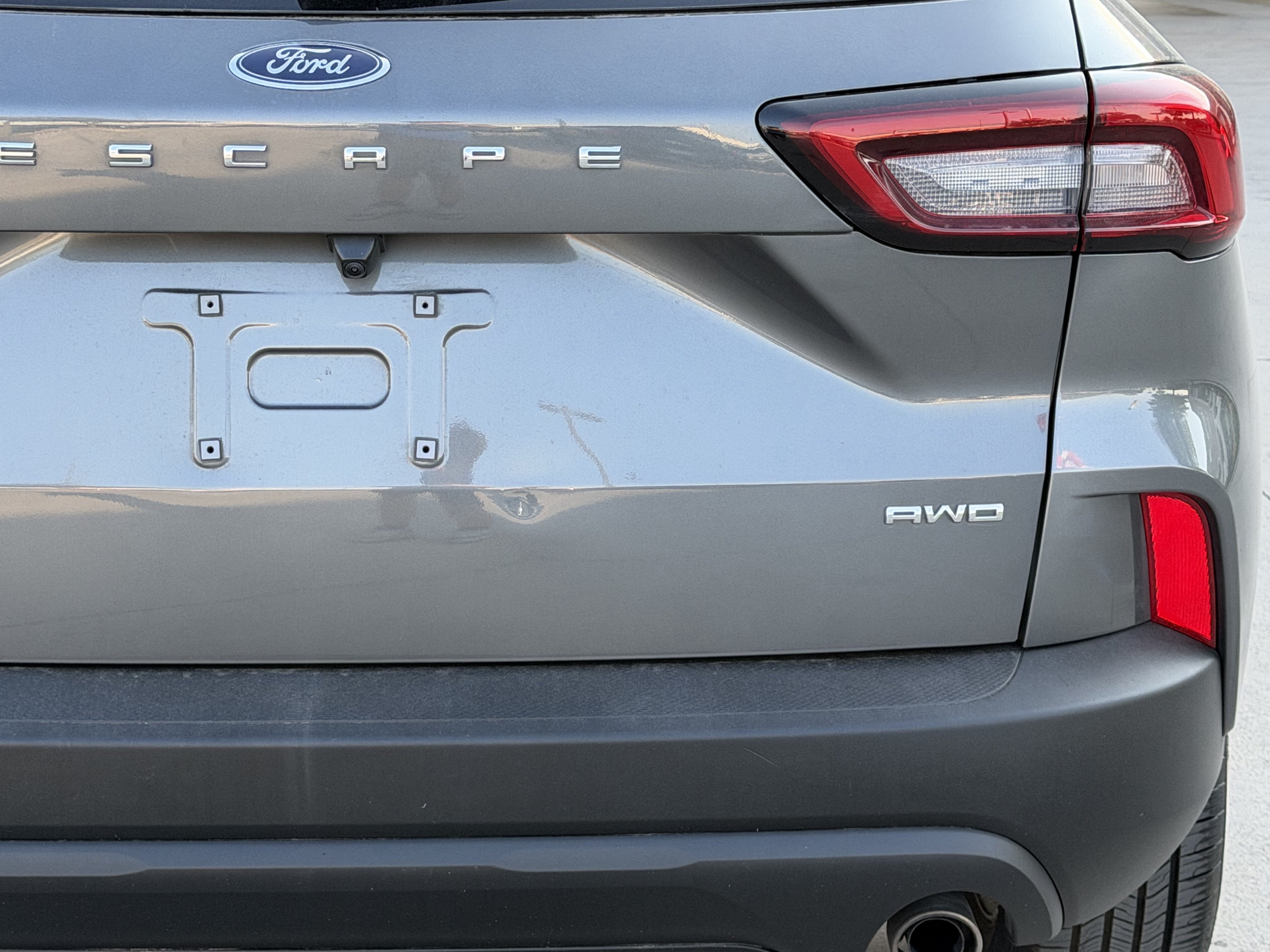Used 2025 Ford Escape ST-Line Select AWD/4WD image 6