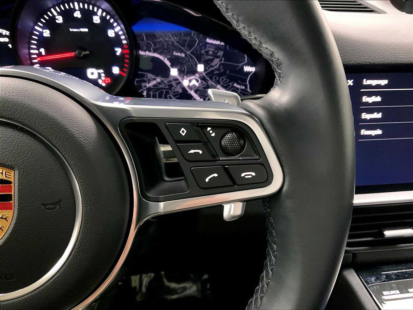 Certified 2023 Porsche Cayenne Platinum Edition AWD/4WD image 28