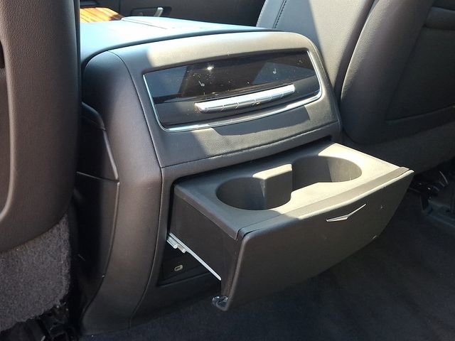 Certified 2022 Cadillac Escalade Premium Luxury AWD/4WD image 9
