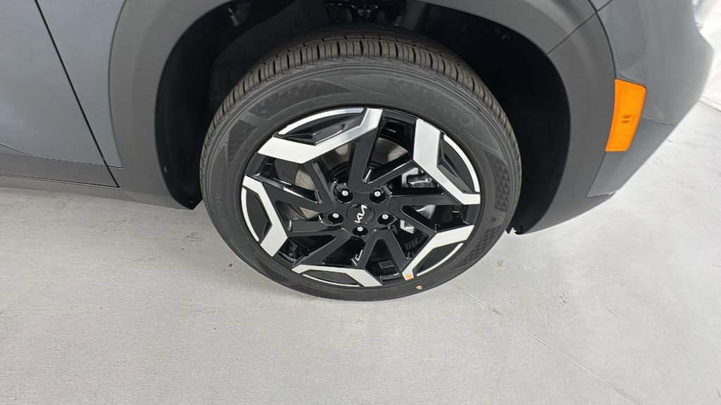 New 2026 Kia Seltos SX image 9