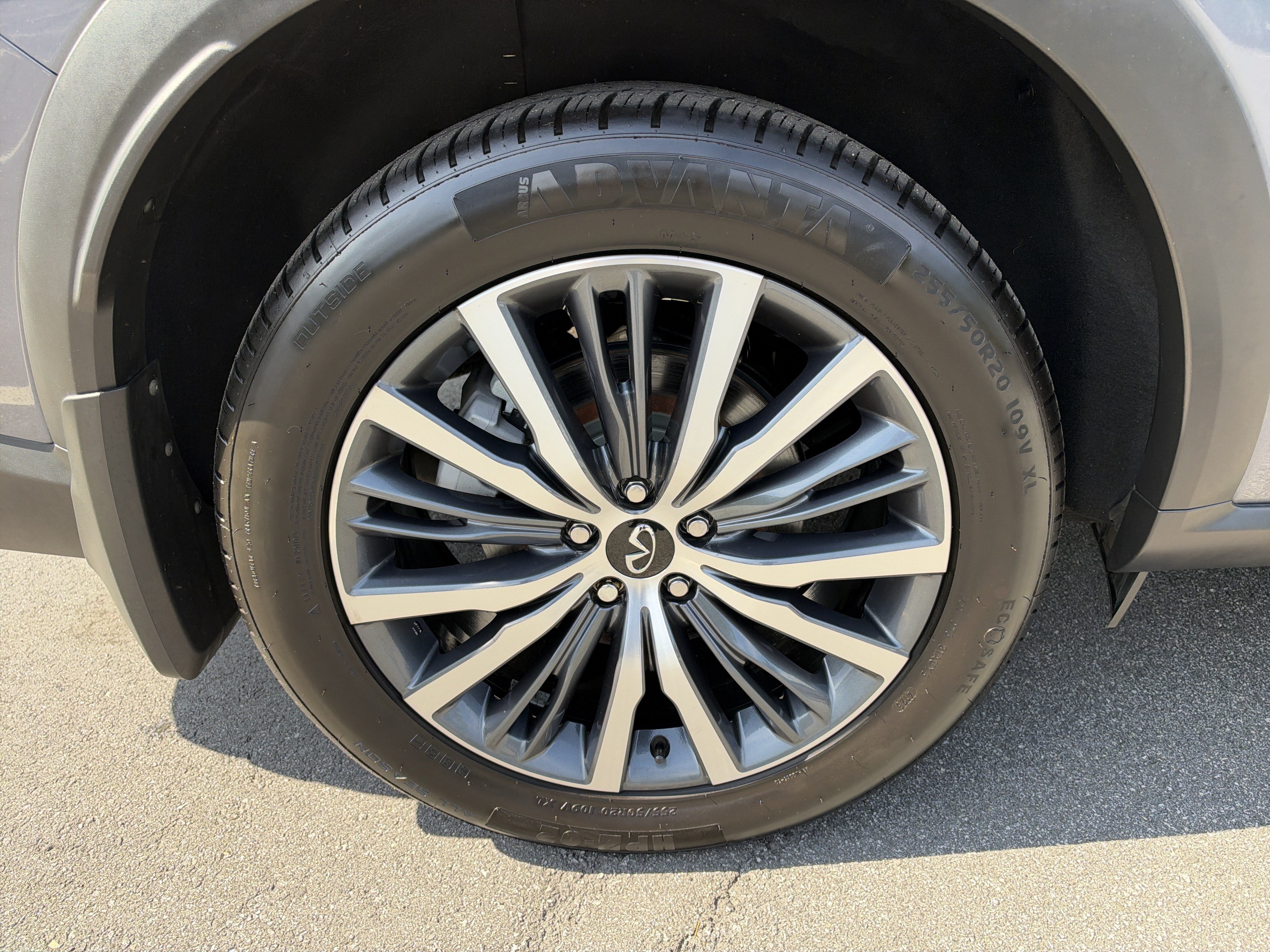 Used 2023 INFINITI QX60 Sensory w/ Cargo Package AWD/4WD image 21