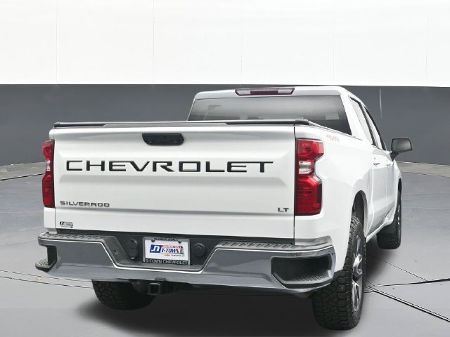 Used 2022 Chevrolet Silverado 1500 LT AWD/4WD image 12
