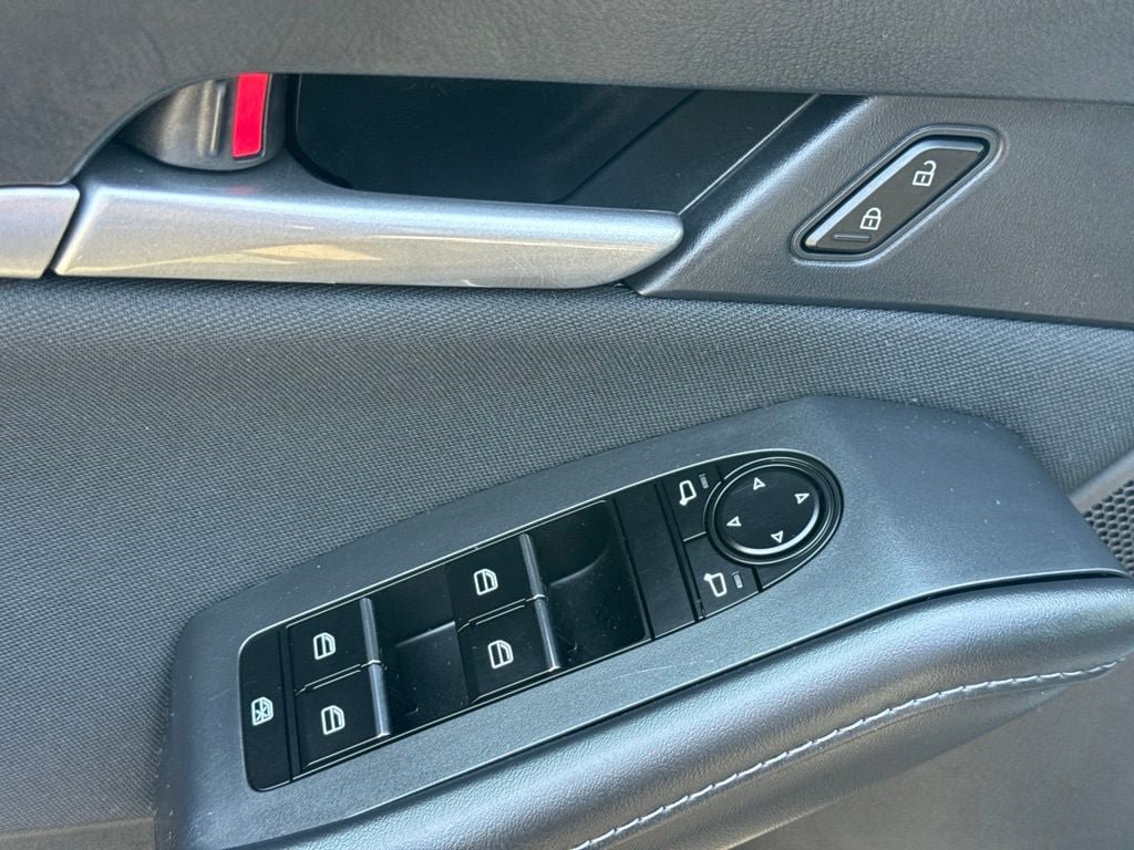 Used 2025 MAZDA CX-30 AWD 2.5 S image 7