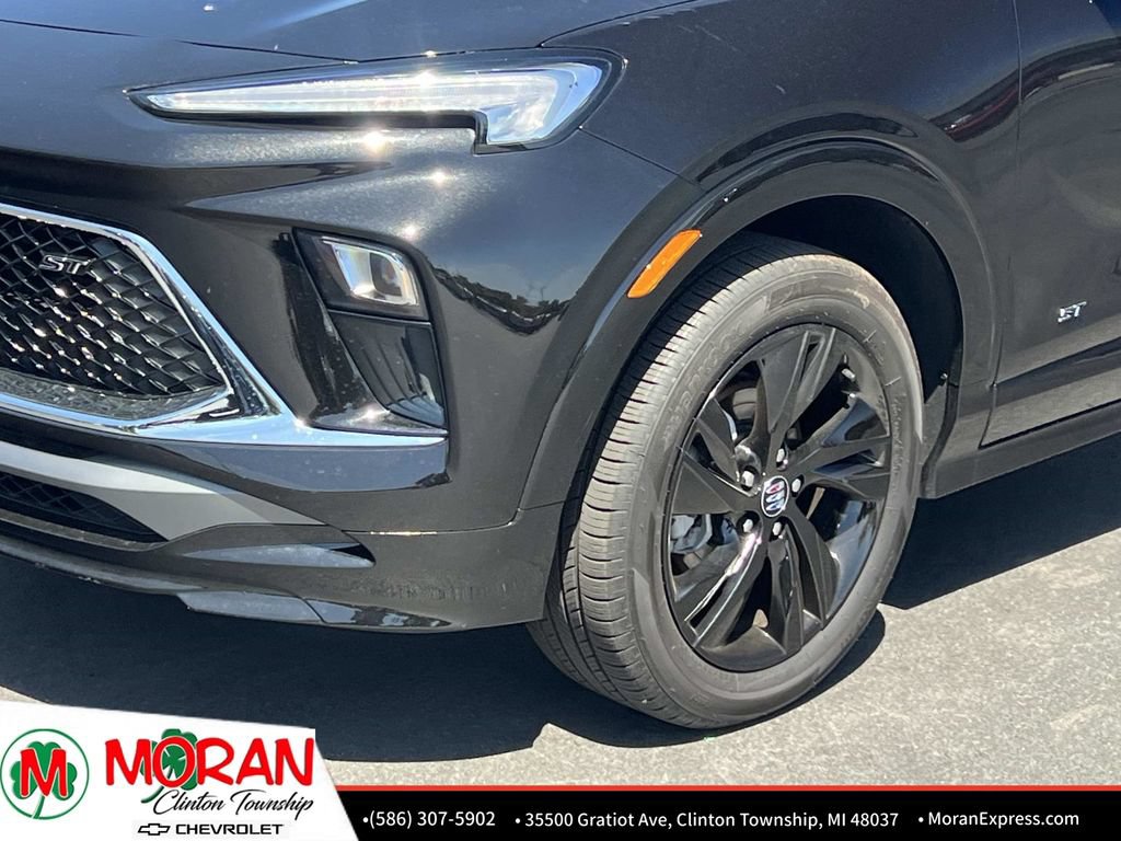 Certified 2026 Buick Encore GX Sport Touring w/ Comfort Package FWD image 10