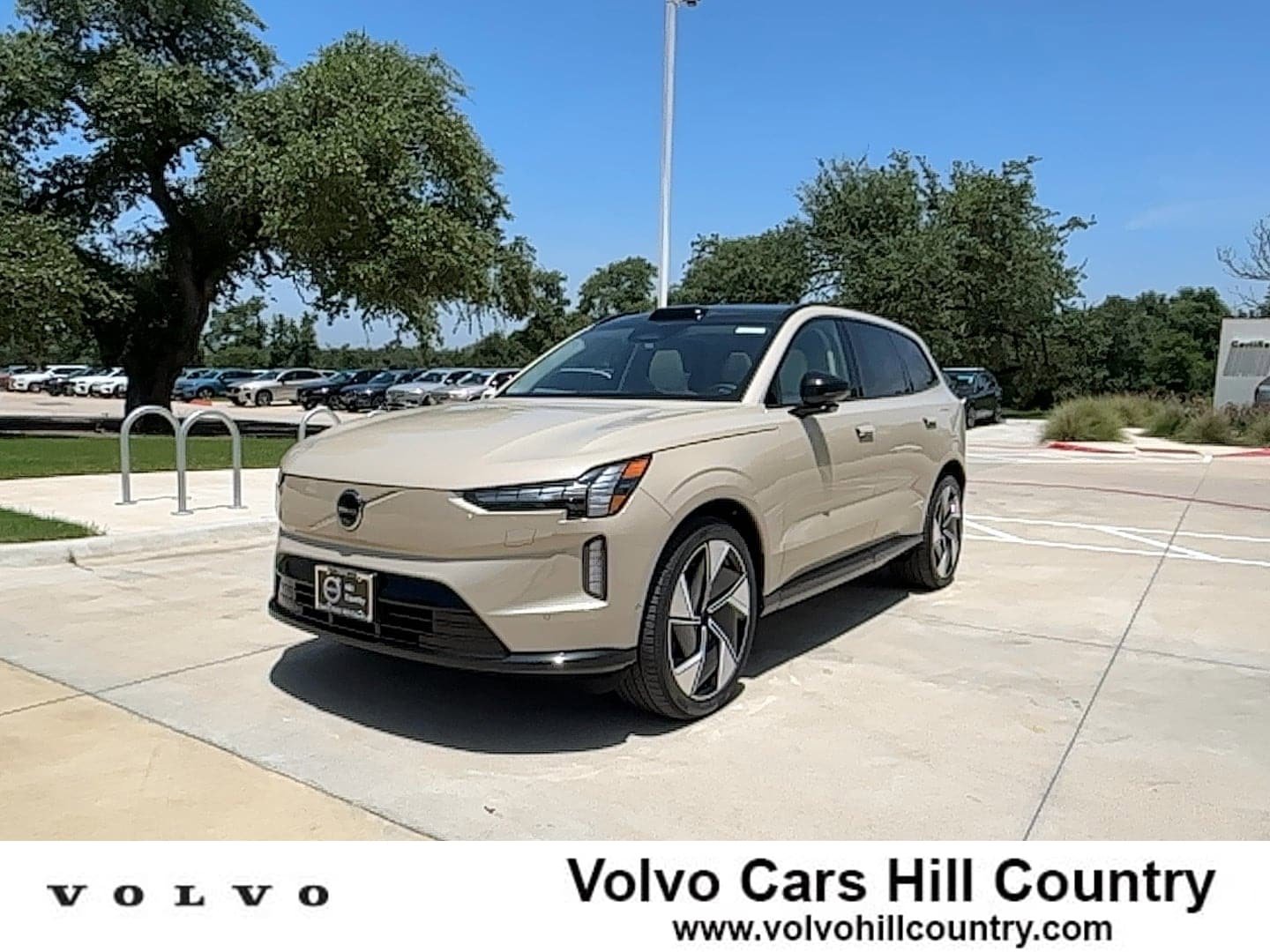 Used 2025 Volvo EX90 Ultra AWD/4WD image 1