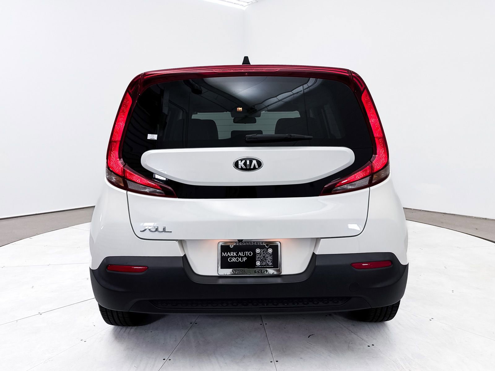 Used 2021 Kia Soul LX image 16