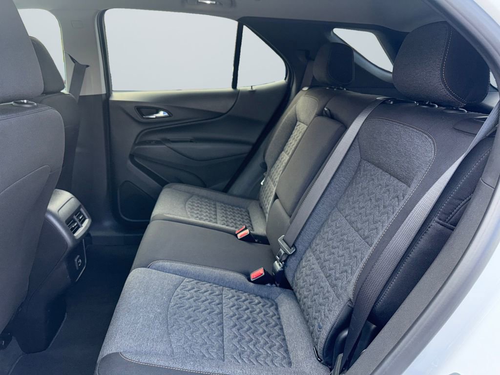 Used 2022 Chevrolet Equinox LT image 13