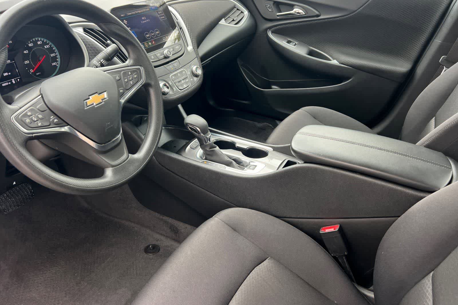 Used 2024 Chevrolet Malibu LT FWD image 12
