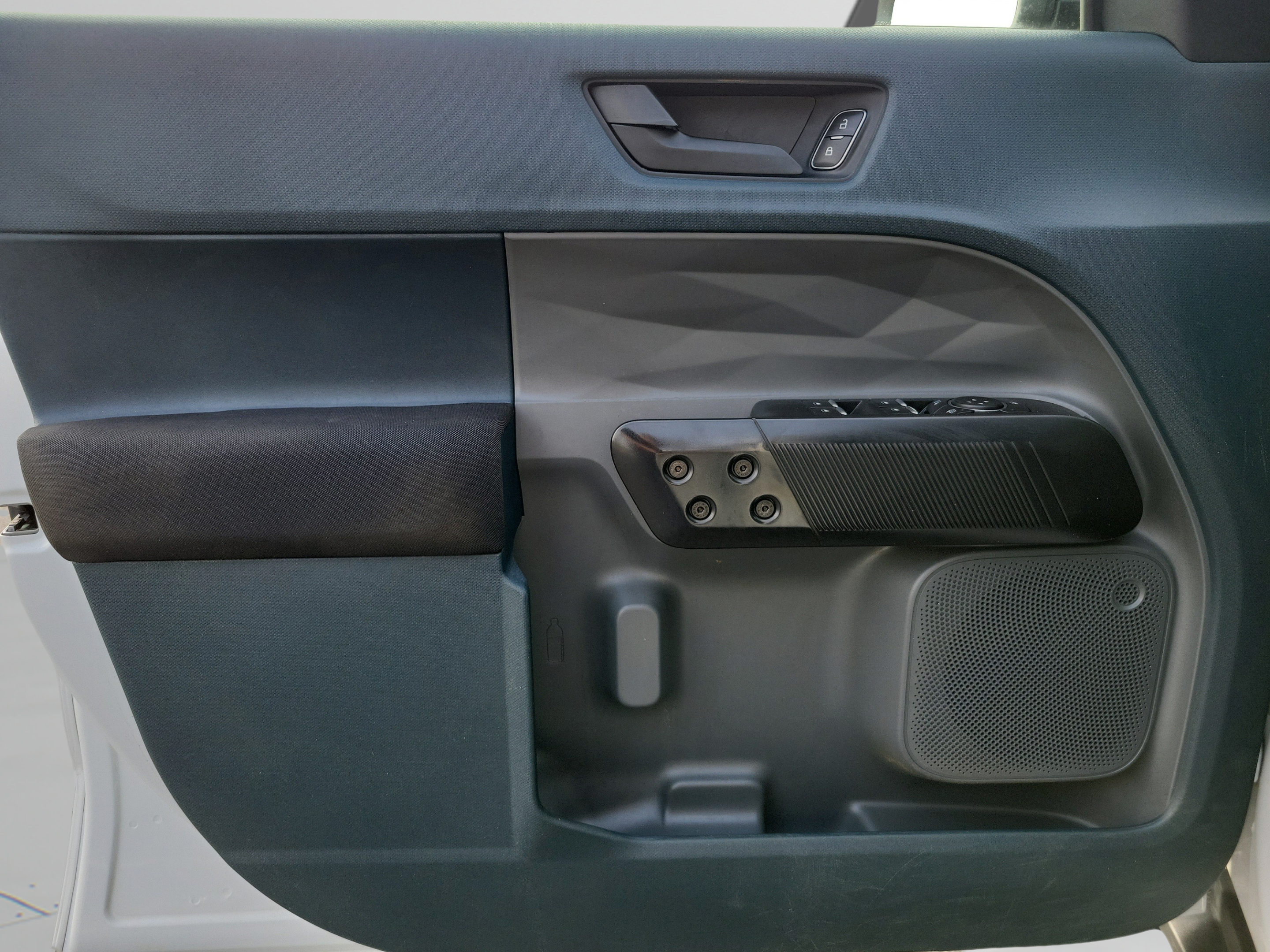 Used 2022 Ford Maverick XL FWD image 18