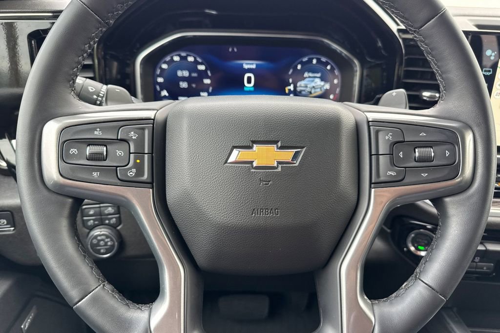 Used 2025 Chevrolet Silverado 1500 LTZ w/ LTZ Premium Package AWD/4WD image 27