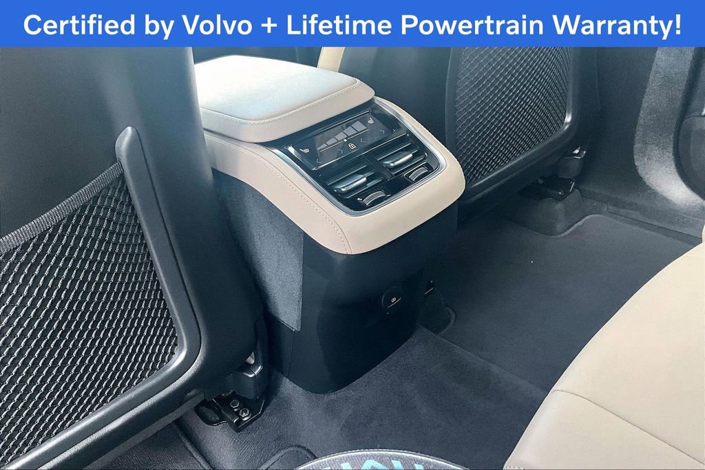 Certified 2025 Volvo XC90 B5 Plus image 31