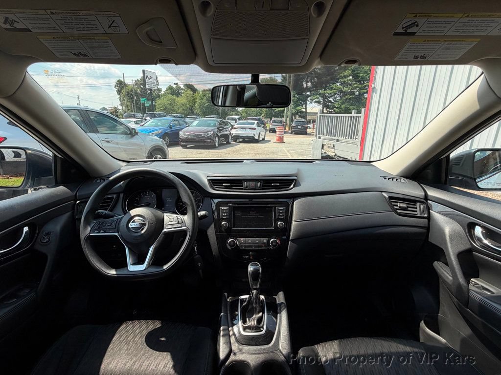 Used 2018 Nissan Rogue S FWD image 19