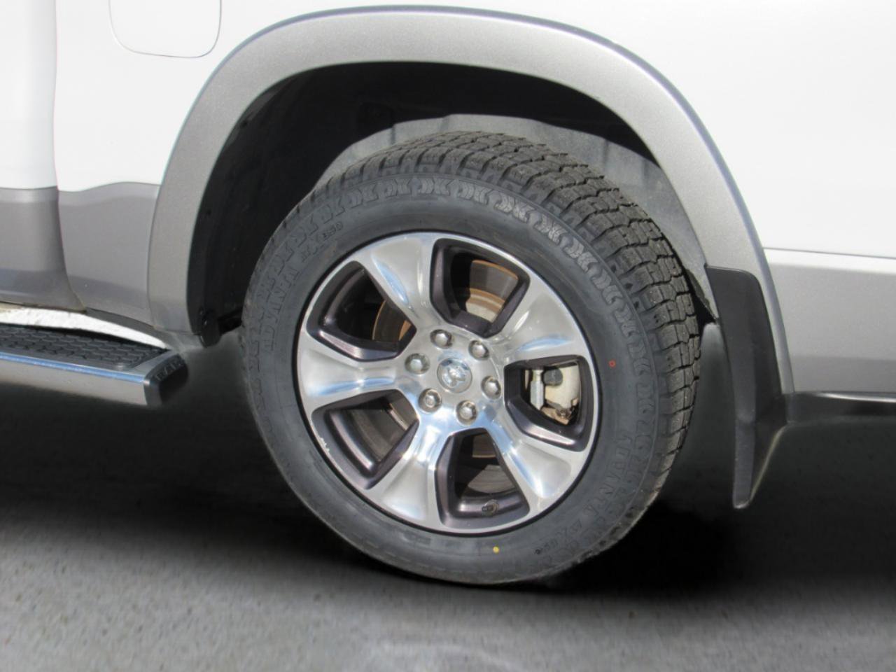 Used 2020 RAM 1500 Laramie image 44