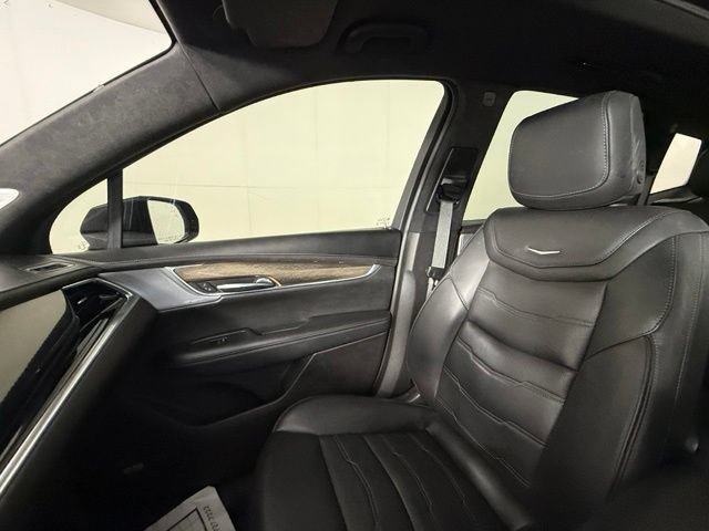 Certified 2023 Cadillac XT6 Premium Luxury w/ Platinum Package FWD image 23