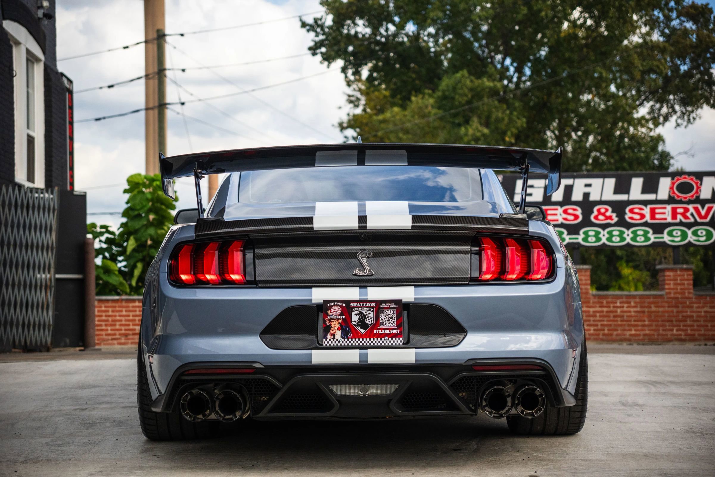 Used 2022 Ford Mustang Shelby GT500 w/ Technology Package image 4