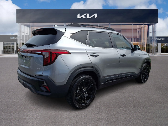 Used 2024 Kia Seltos X-Line AWD/4WD image 6