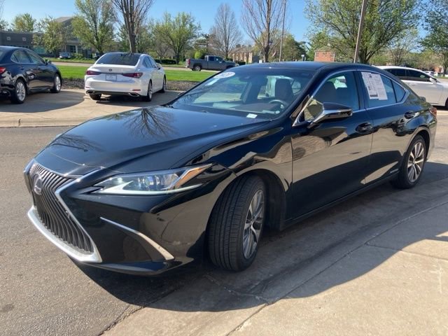 Used 2021 Lexus ES 300h w/ Premium Package image 7