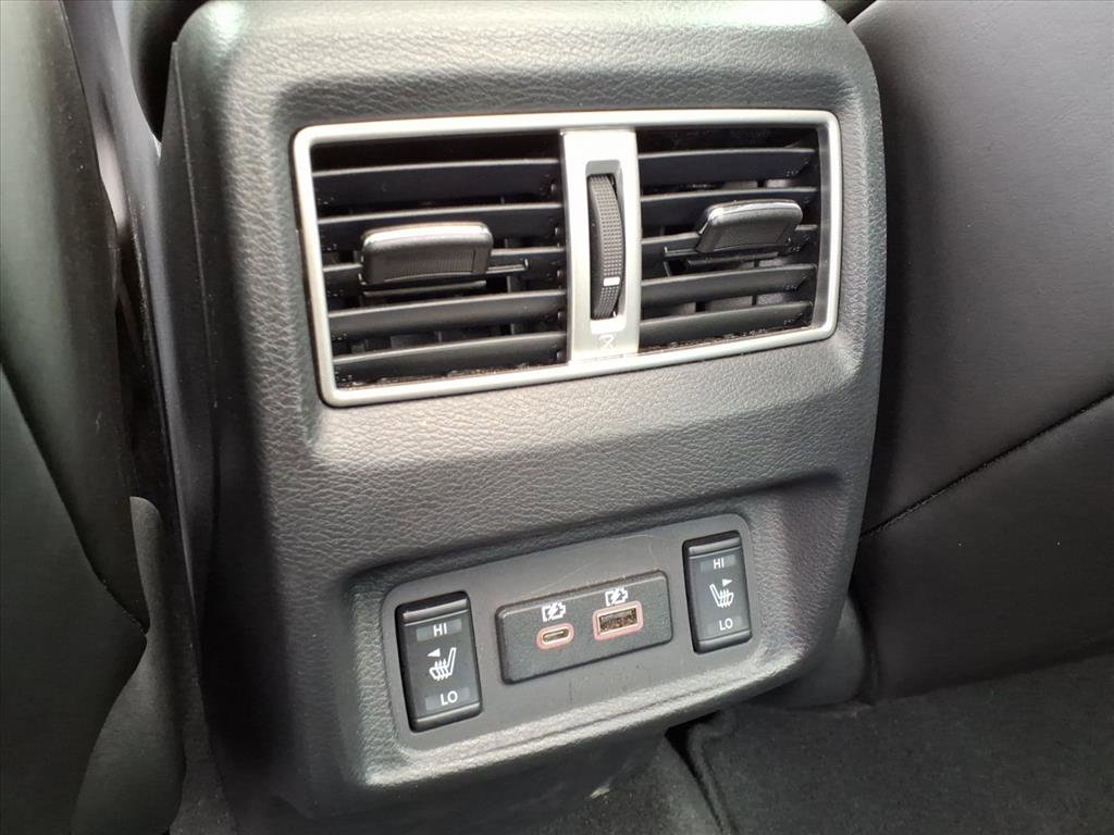 Used 2023 Nissan Maxima Platinum w/ Sport Mat Group image 8