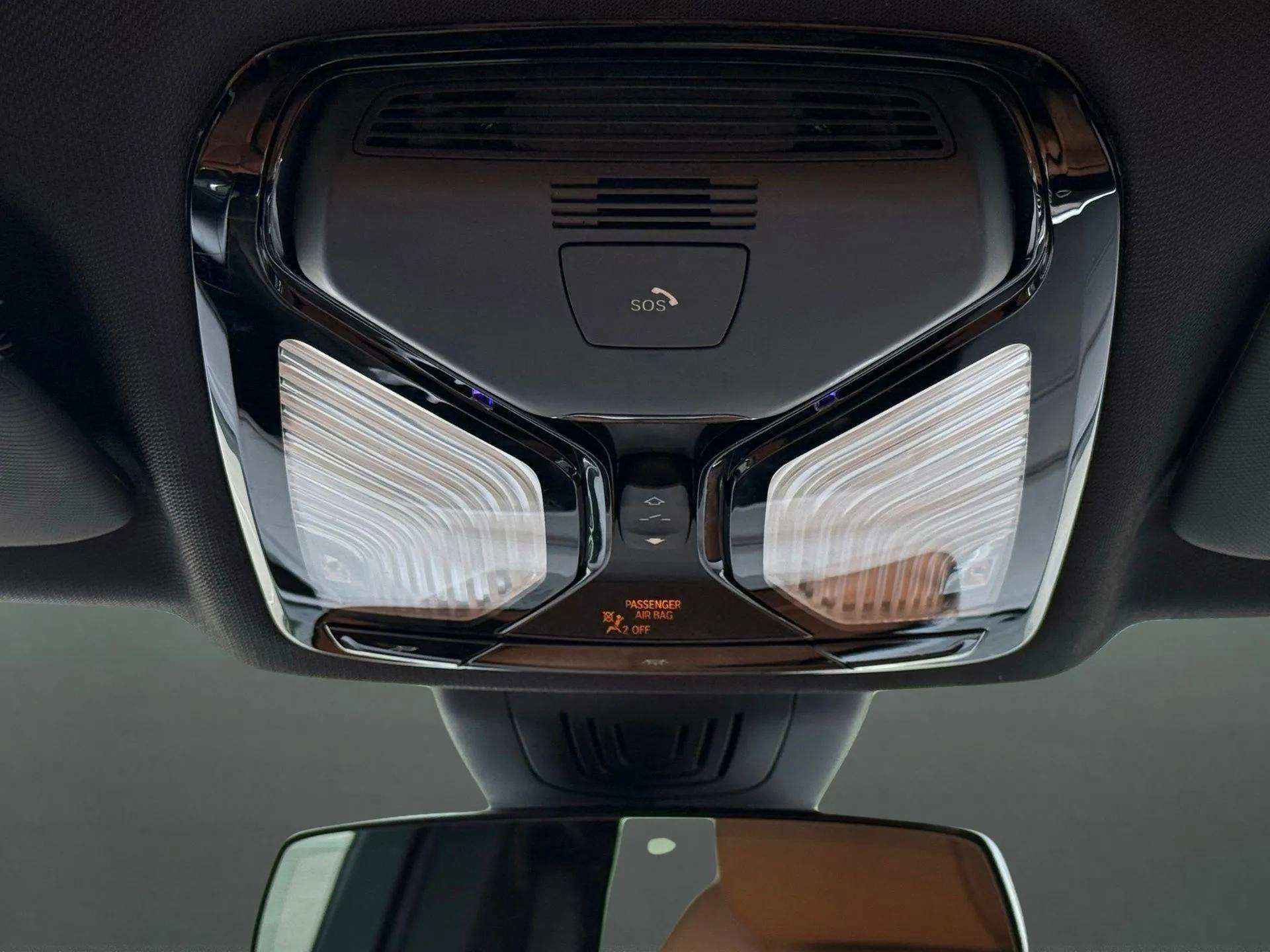 Used 2022 BMW X5 xDrive40i w/ Premium Package AWD/4WD image 21