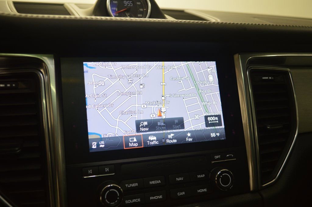 Certified 2017 Porsche Macan GTS image 27