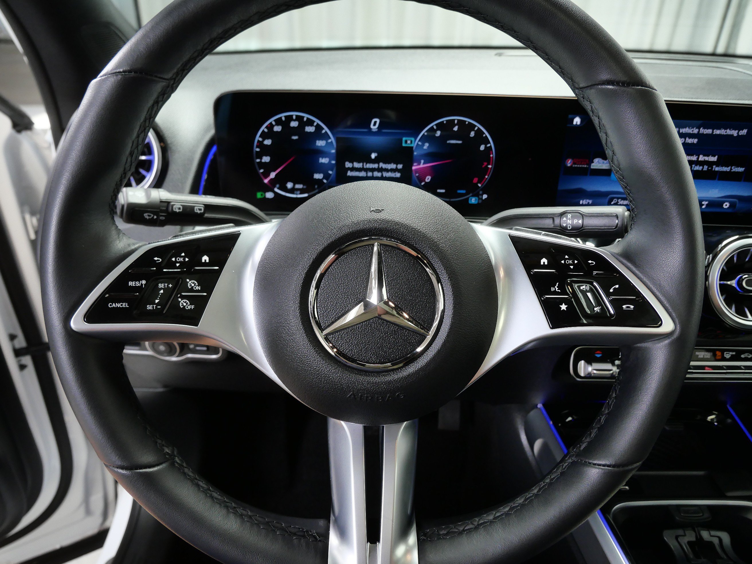 Certified 2026 Mercedes-Benz GLB 250 4MATIC image 23