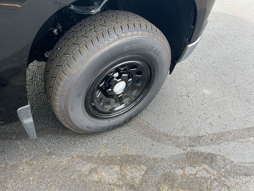 Used 2025 Chevrolet Silverado 1500 W/T w/ WT Convenience Package image 24