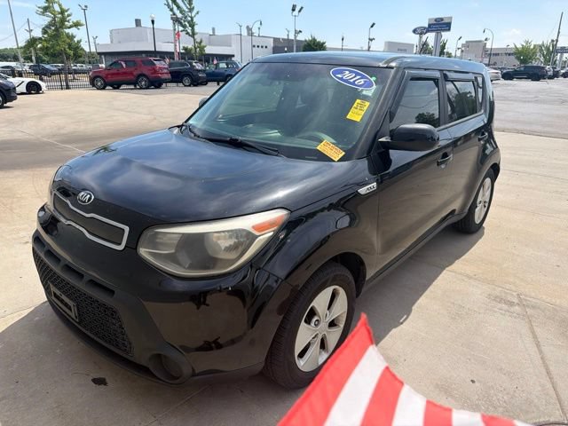 Used 2016 Kia Soul FWD image 3