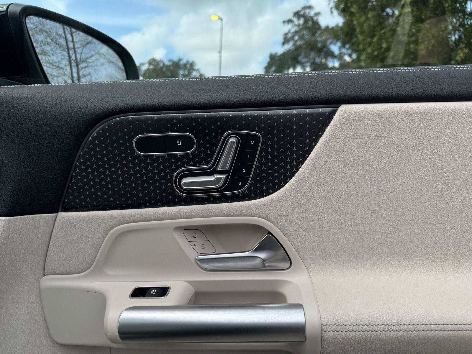 Certified 2025 Mercedes-Benz GLA 250 image 29