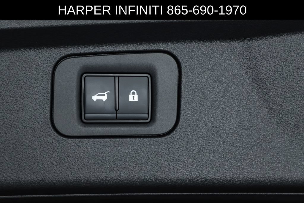 Used 2025 INFINITI QX80 Sensory AWD/4WD image 30