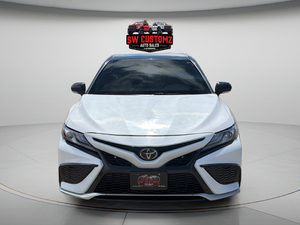 Used 2023 Toyota Camry XSE FWD image 2