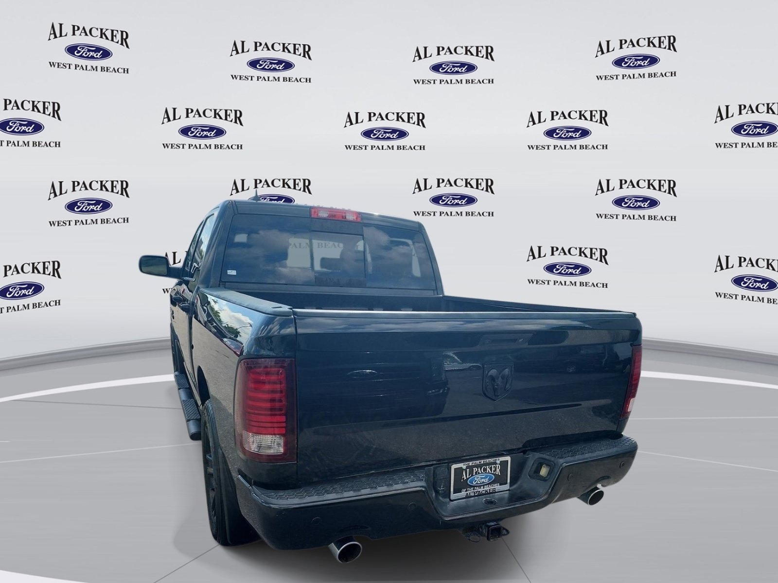 Used 2016 RAM 1500 Sport w/ Black Ram 1500 Sport Group RWD image 4