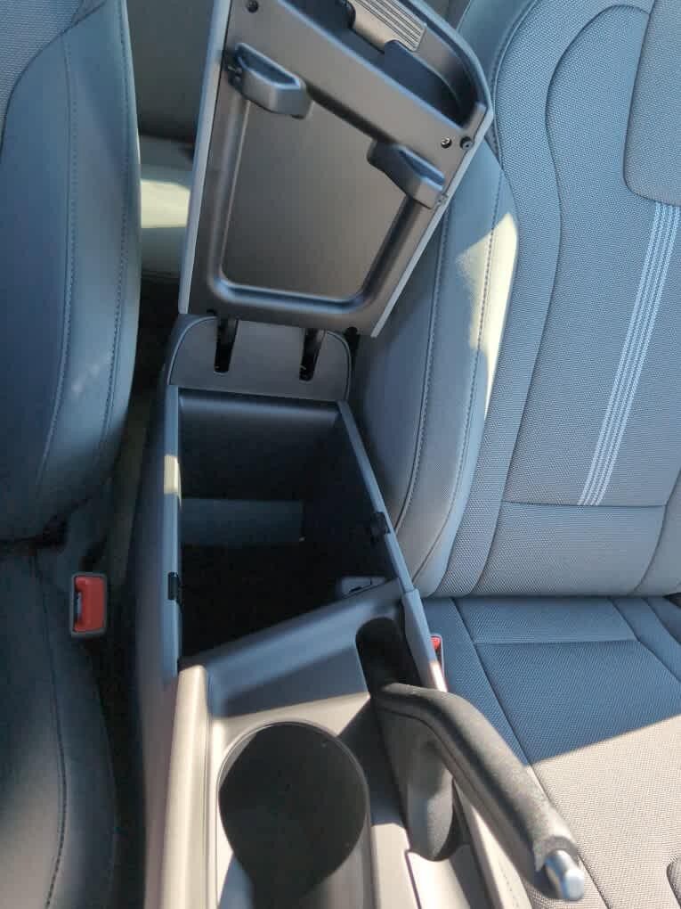 New 2026 Hyundai Elantra SE FWD image 28