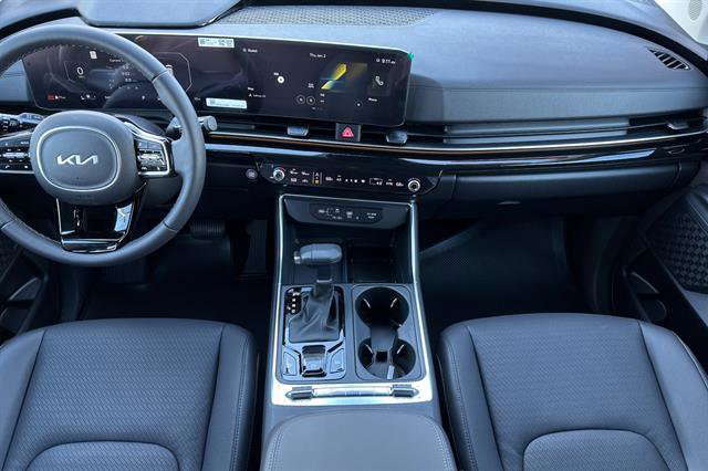 New 2025 Kia Carnival SX Prestige image 15