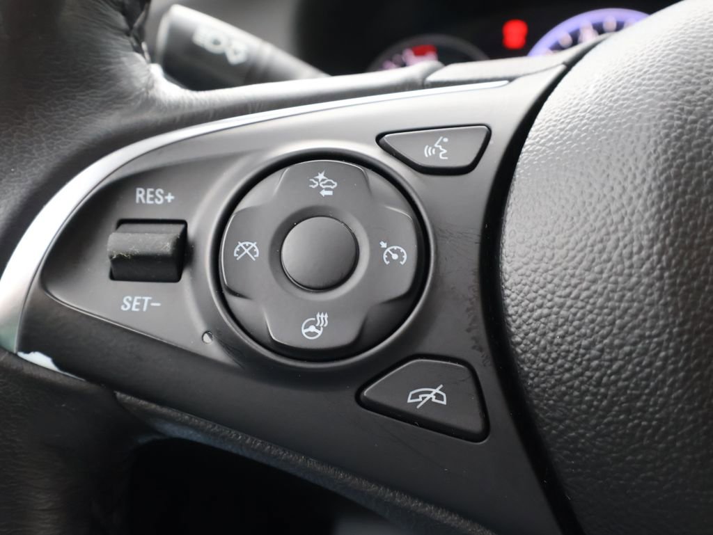 Used 2021 Buick Enclave Avenir w/ Avenir Technology Package image 17