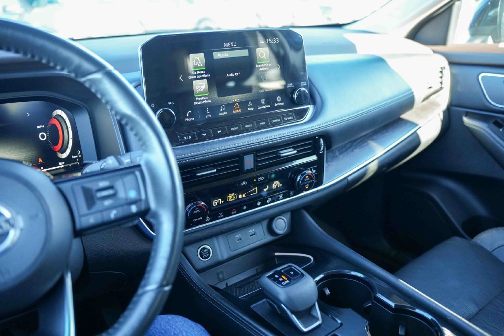 Used 2021 Nissan Rogue Platinum AWD/4WD image 34