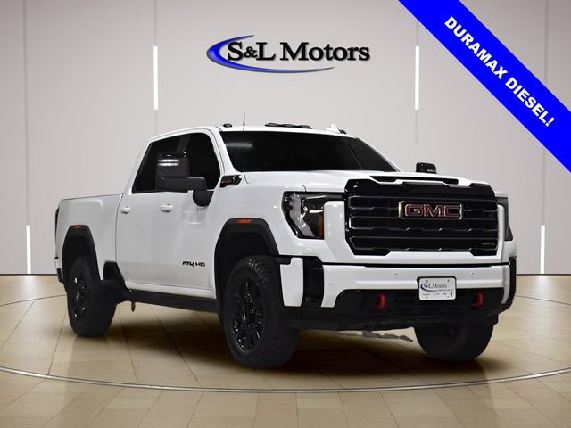 Used 2025 GMC Sierra 2500 AT4 w/ AT4 Premium Plus Package AWD/4WD image 2