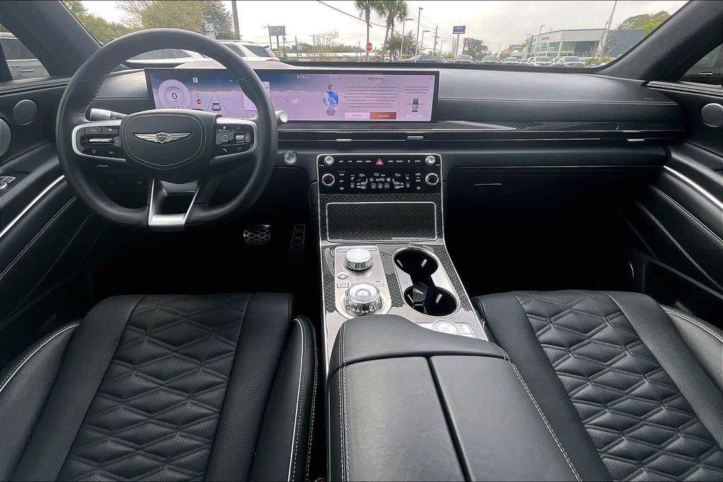 Used 2025 Genesis GV80 3.5T e-SC AWD/4WD image 7