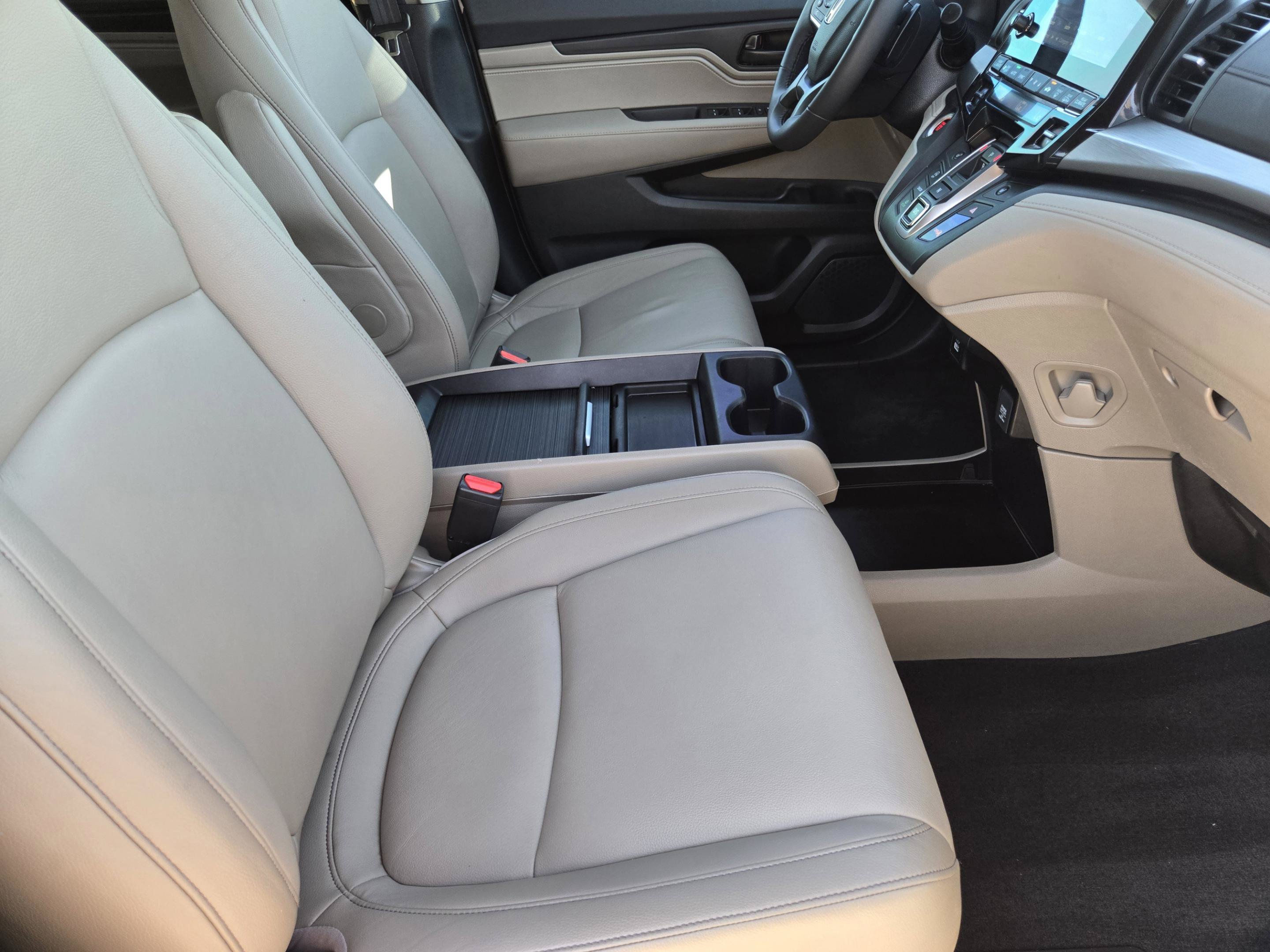 Certified 2024 Honda Odyssey EX-L image 10
