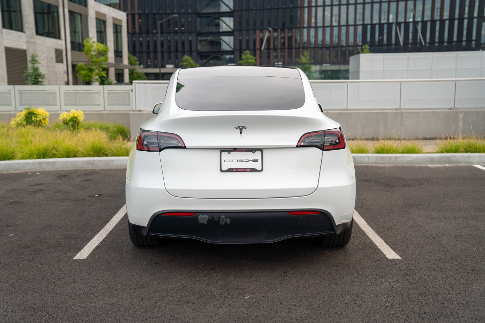 Used 2023 Tesla Model Y Long Range AWD/4WD image 7