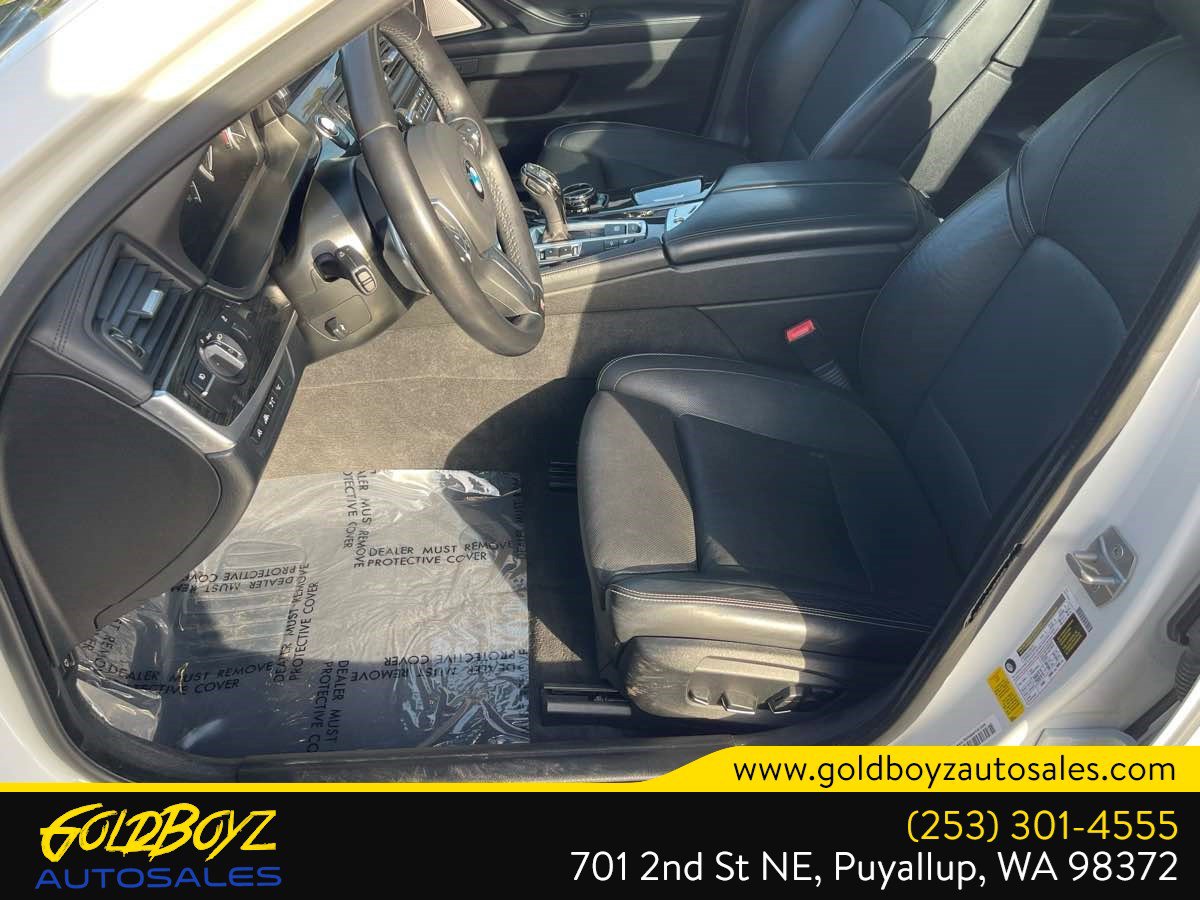 Used 2016 BMW 550i Sedan RWD image 13