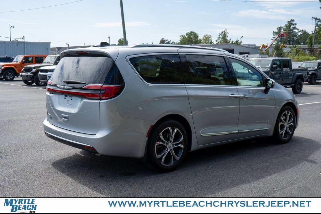 New 2026 Chrysler Pacifica Pinnacle image 6