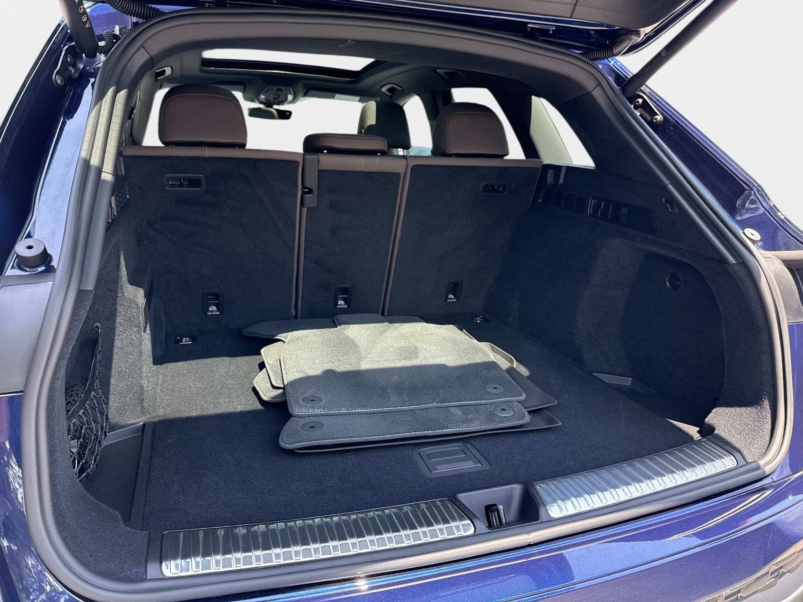 Used 2025 Audi Q5 Premium w/ Convenience Package AWD/4WD image 9