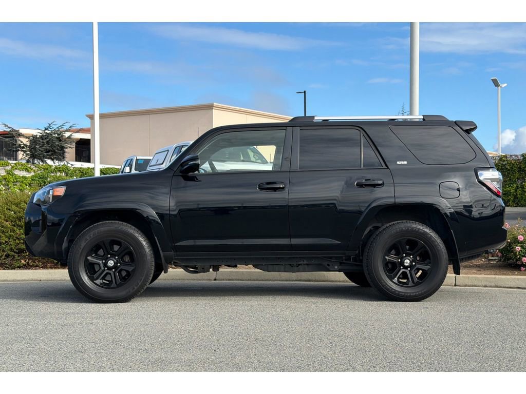 Used 2022 Toyota 4Runner SR5 Premium w/ Moonroof Package image 7