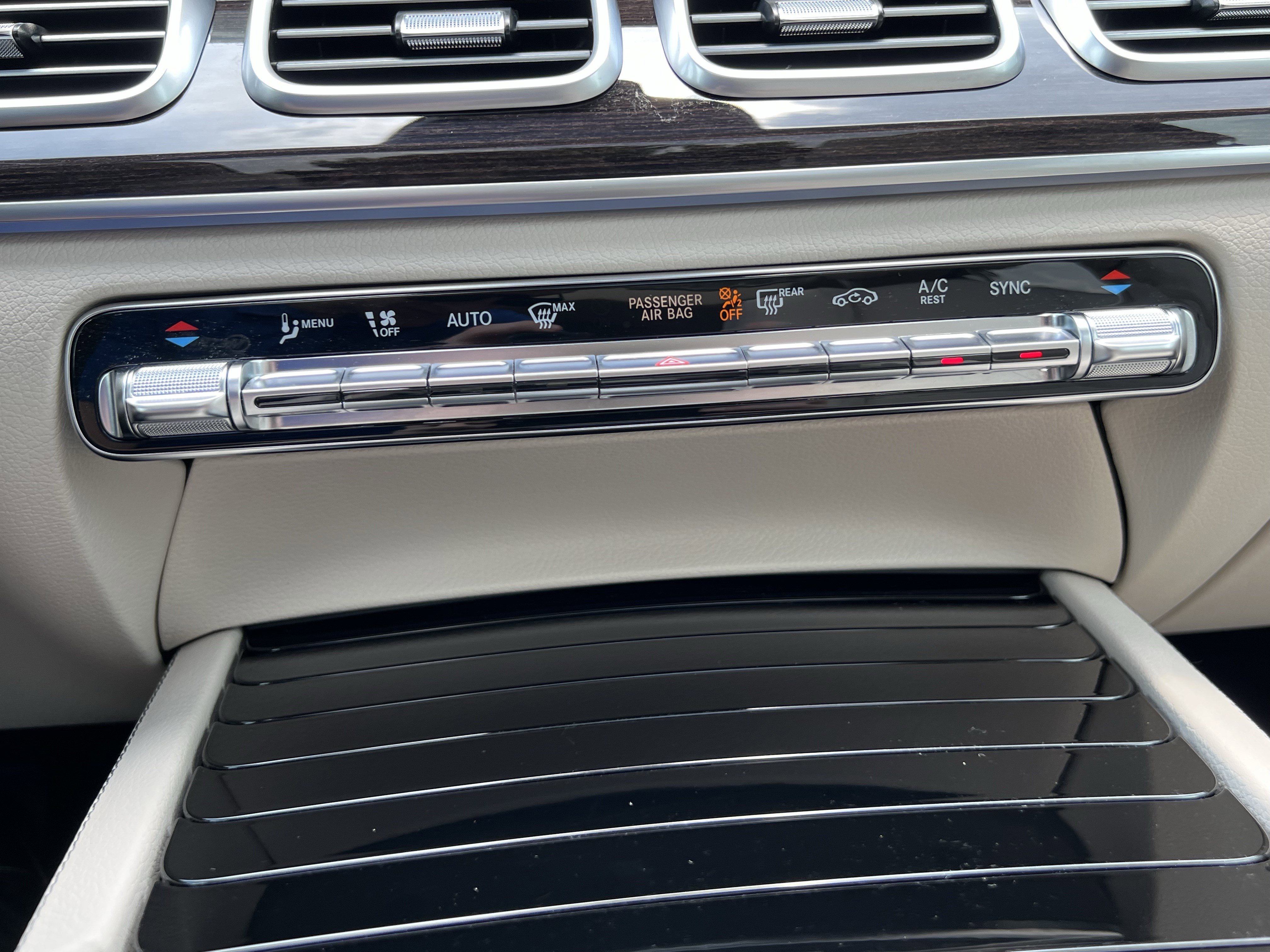 Certified 2026 Mercedes-Benz GLE 350 4MATIC image 29