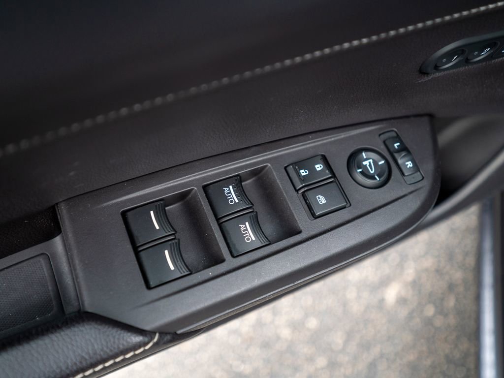 Certified 2019 Acura ILX FWD image 25