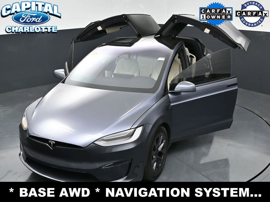 Used 2022 Tesla Model X image 34