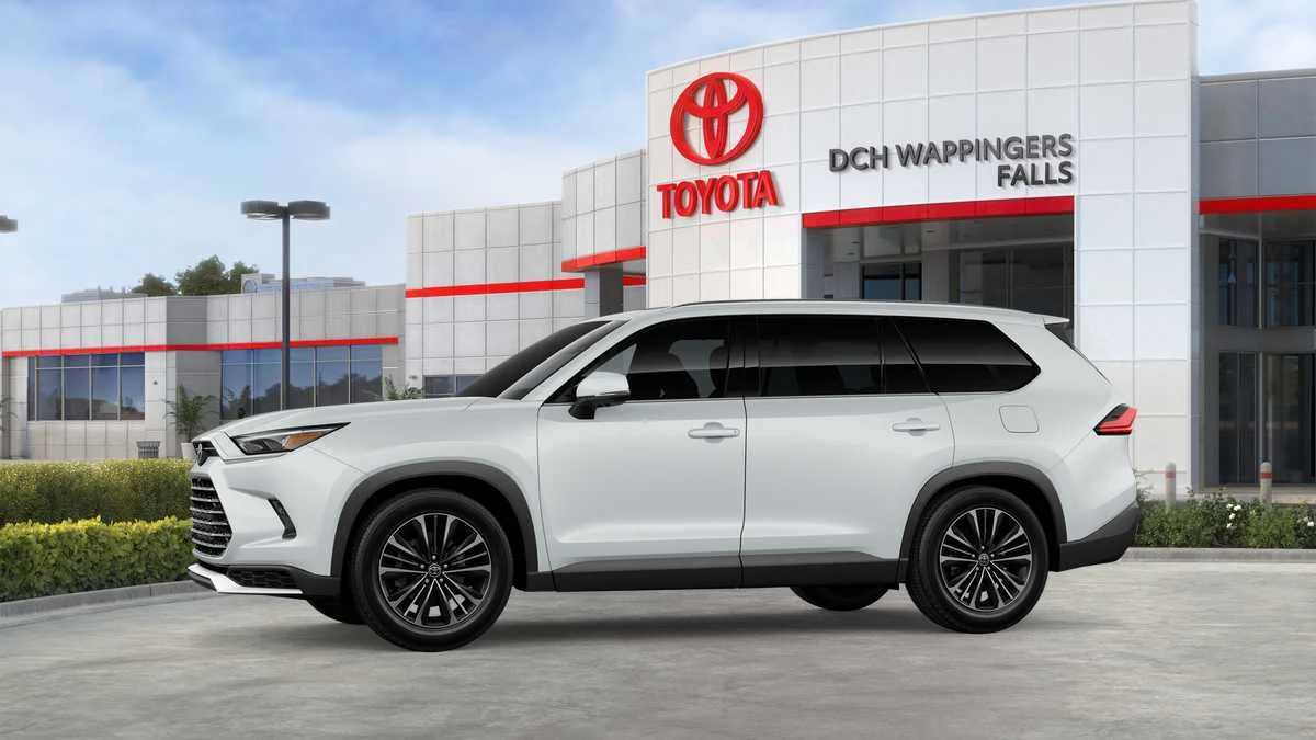 New 2026 Toyota Grand Highlander AWD Hybrid image 5