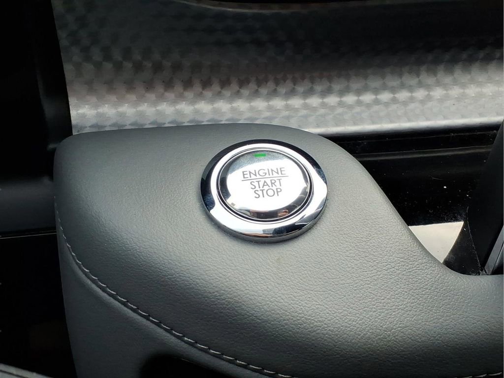 Used 2021 Lincoln Aviator Grand Touring w/ Equipment Group 302A image 12