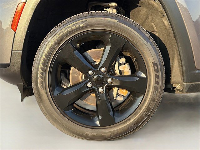 Used 2024 Jeep Grand Cherokee L Altitude image 44