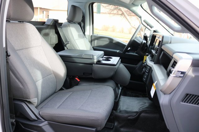 New 2026 Ford F250 XL w/ XL Chrome Package image 20